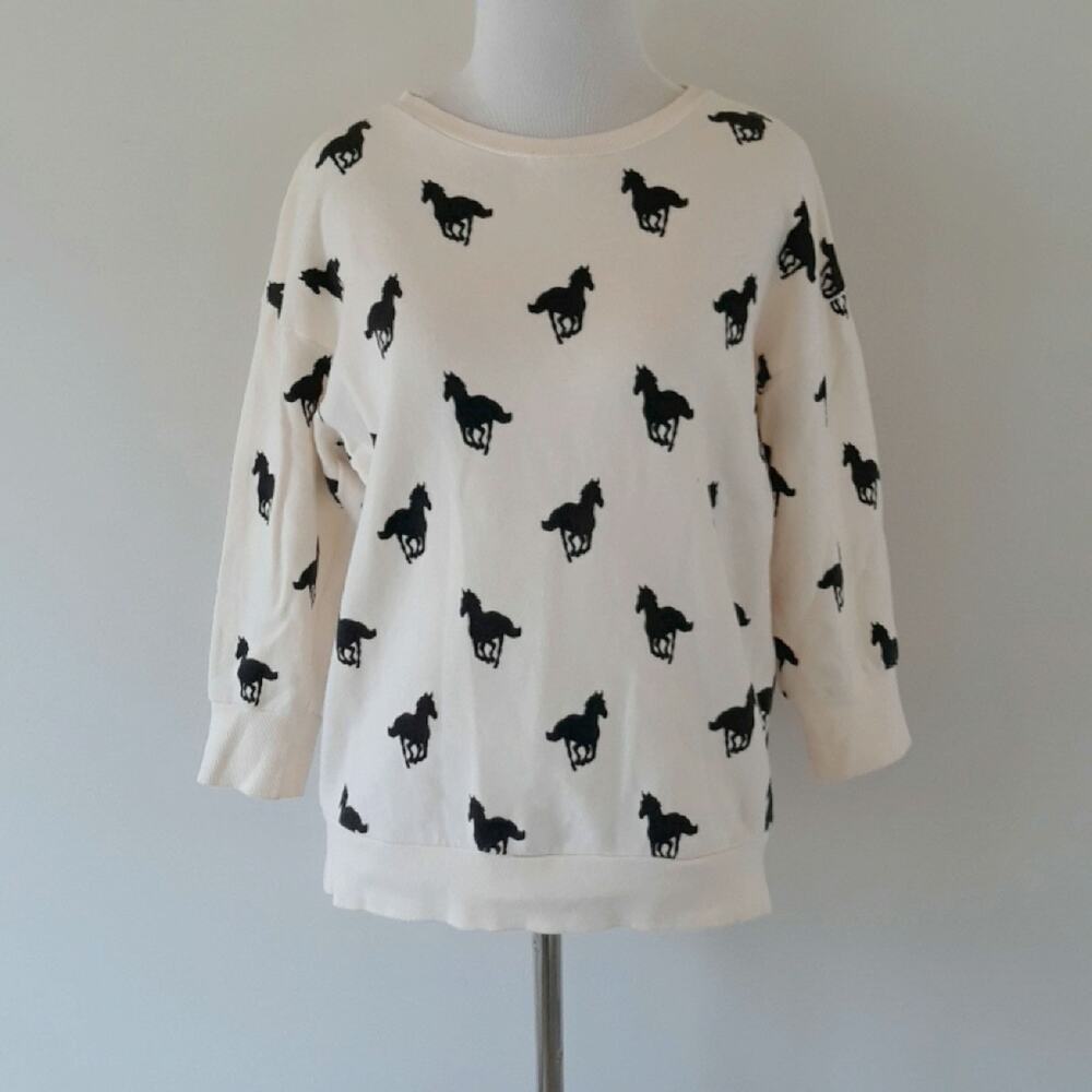 Forever 21 Horse 3/4 sleeve Shirt